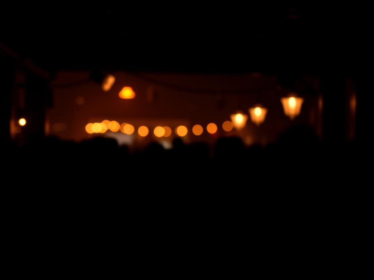 Ambiente noturno do bar